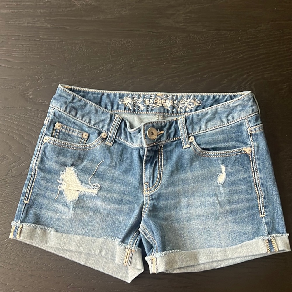 Express shorts